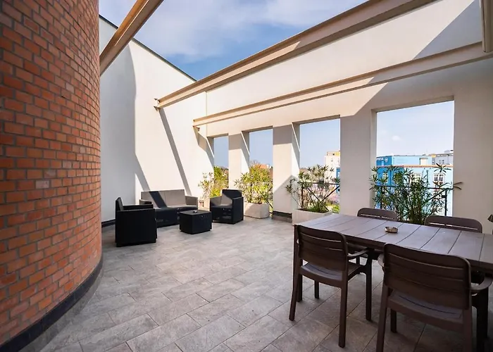 Attico Belvedere Randi Lägenhet